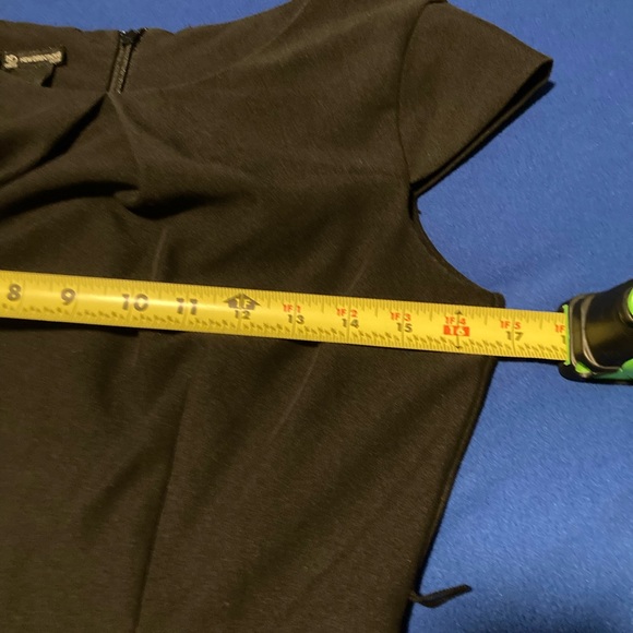 Little black dress, skater style - Picture 10 of 10